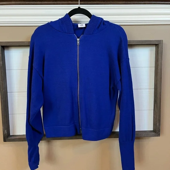 Cabi Dress up hoodie. Sweater Zip Up Hood EUC. Style # 5460. Machine Wash - Picture 1 of 6